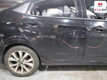 2017 - hyundai accent