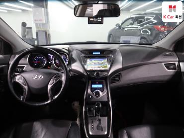 2013 - hyundai avante