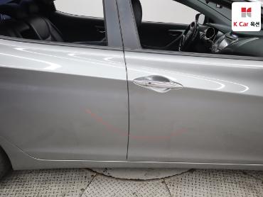 2013 - hyundai avante