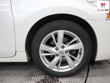 2014 - nissan altima