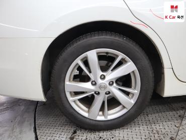 2014 - nissan altima
