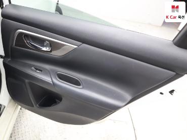 2014 - nissan altima