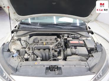 2019 - hyundai avante
