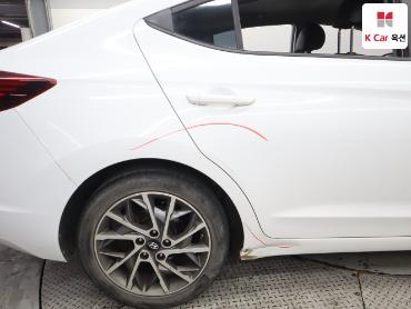 2019 - hyundai avante