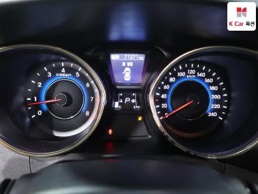 2011 - hyundai avante