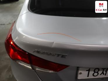 2011 - hyundai avante