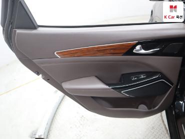 2017 - kia k7