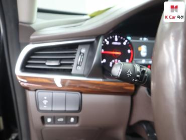 2017 - kia k7