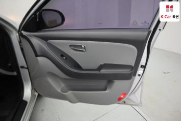2010 - hyundai avante