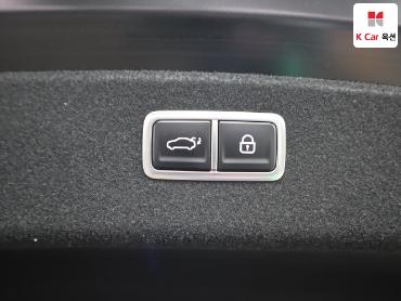 2023 - genesis g80