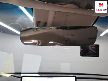 2023 - genesis g80