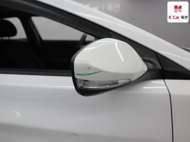 2011 - hyundai avante