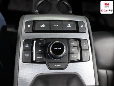 2017 - genesis g80