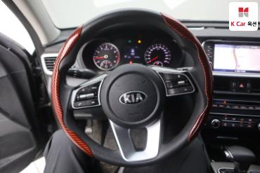 2020 - kia k5