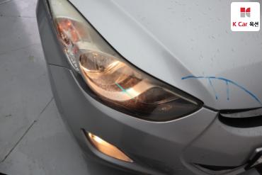 2011 - hyundai avante