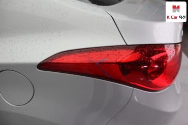 2011 - hyundai avante