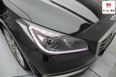 2018 - genesis g80
