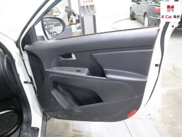 2014 - kia sportage