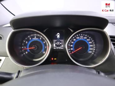 2015 - hyundai avante