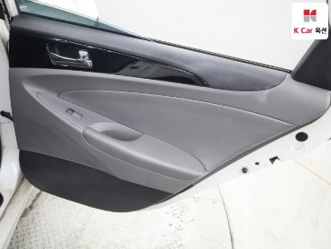 2010 - hyundai sonata
