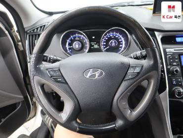 2010 - hyundai sonata