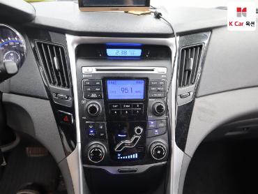 2010 - hyundai sonata