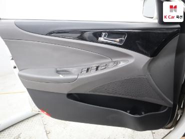2010 - hyundai sonata