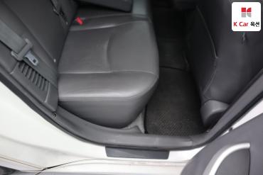 2011 - toyota prius