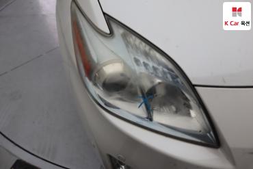 2011 - toyota prius