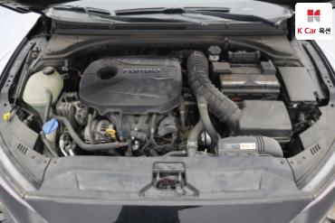 2018 - hyundai veloster