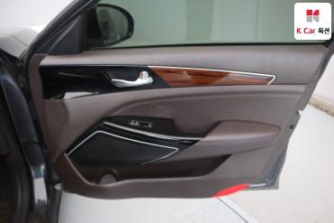 2017 - kia k7