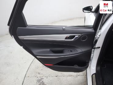 2018 - hyundai grandeur