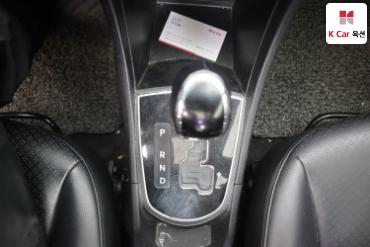 2012 - hyundai accent