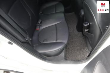 2012 - hyundai accent