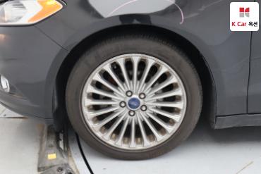 2014 - ford fusion
