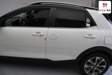 2020 - kia stonic