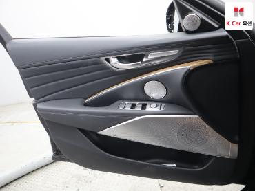 2023 - kia k9