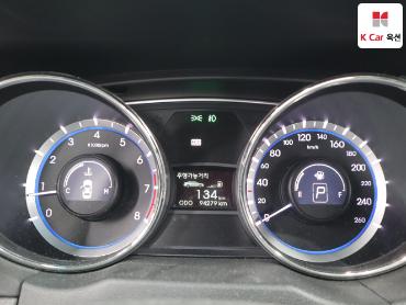 2010 - hyundai sonata