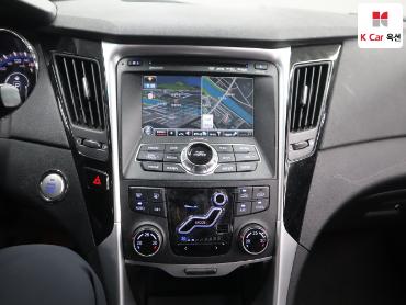 2010 - hyundai sonata