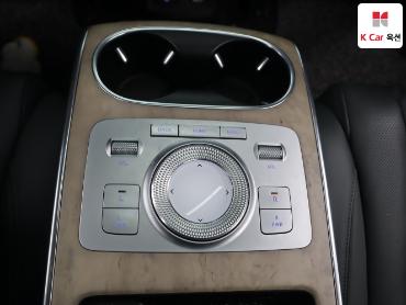 جينيسيس Gv80 2022 — صورة 26
