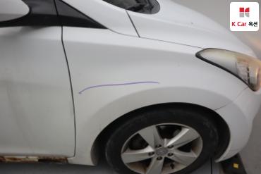 2012 - hyundai avante