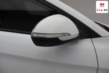 2017 - hyundai avante