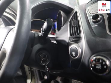 2011 - hyundai tucson