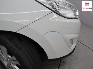 2011 - hyundai tucson
