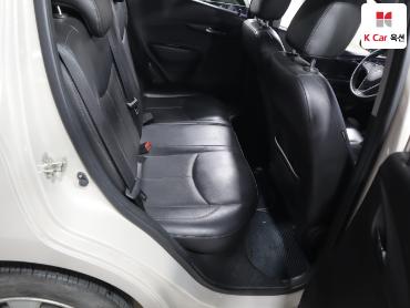 2016 - chevrolet spark