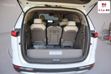 2022 - kia carnival
