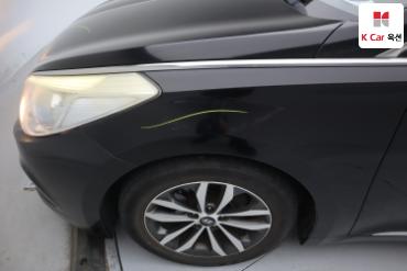 2011 - hyundai grandeur
