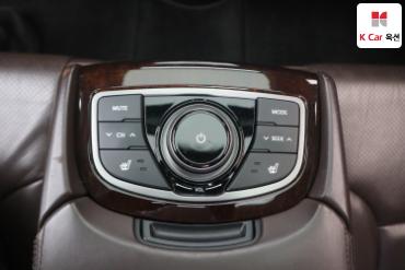 2011 - hyundai grandeur
