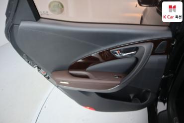2011 - hyundai grandeur
