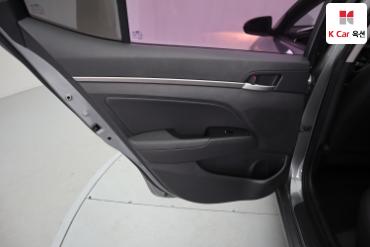 2017 - hyundai avante